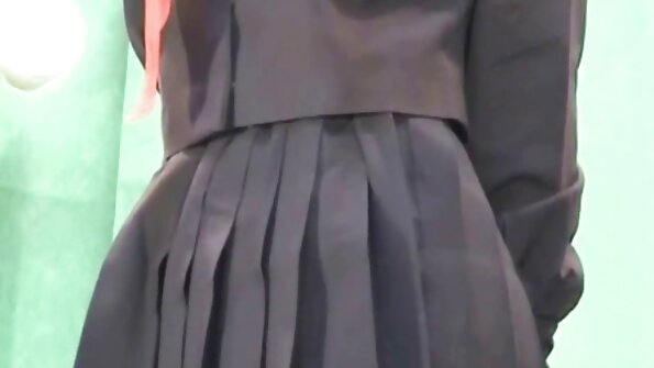 Orientalische MILF Kianna Dior fickt ihren geilen Stiefsohn
